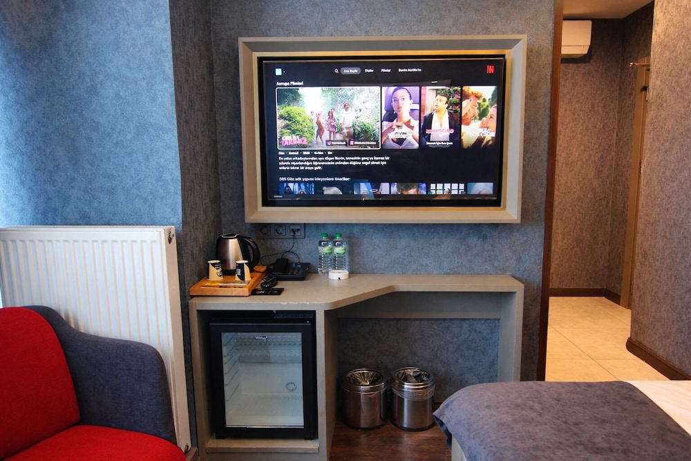 Eagle Palace Suites 43/50