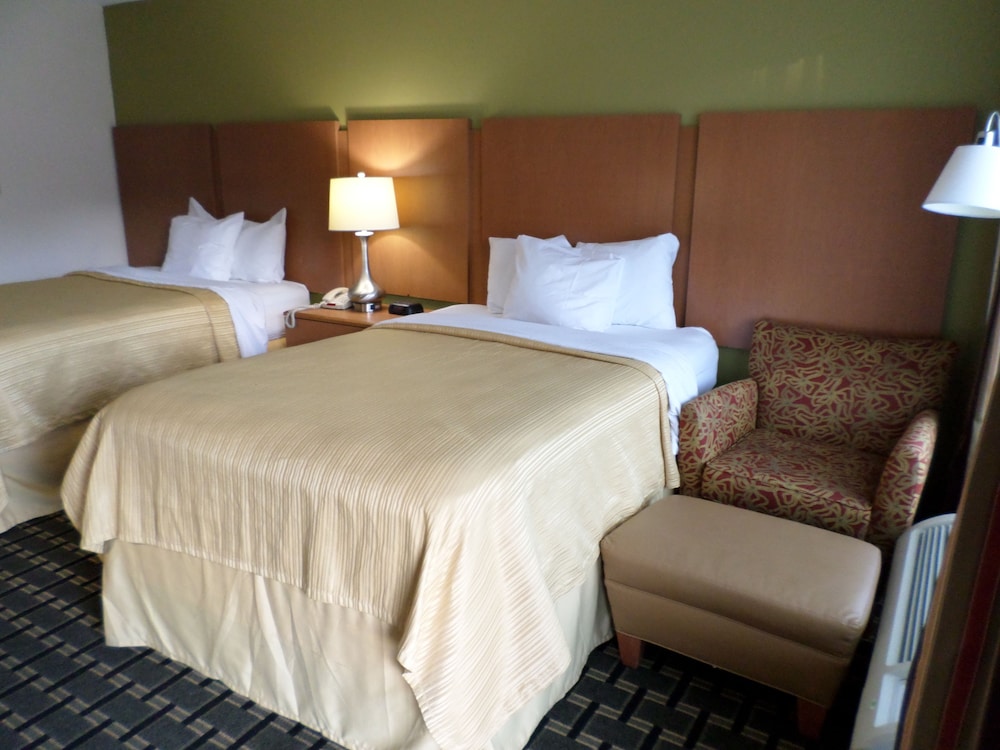 Clarion Inn Southern Pines - Pinehurst 10/31
