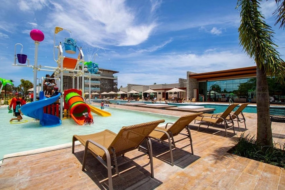 Ipioca Beach Resort 45/50