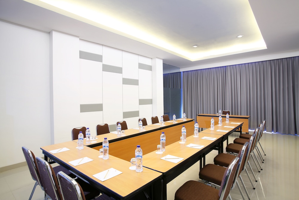 Amaris Hotel Pakuan Bogor 35/41