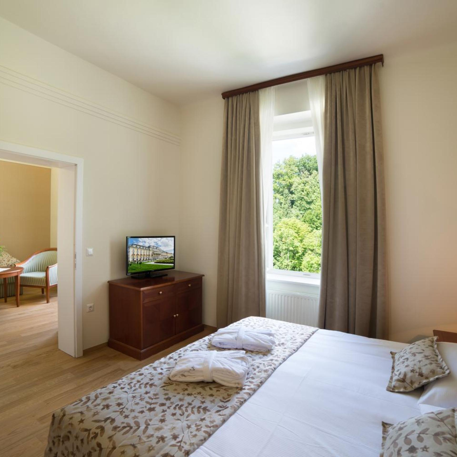 Premium, Suite, Garden View