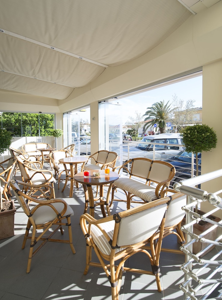 HOTEL GIULIA 54/74