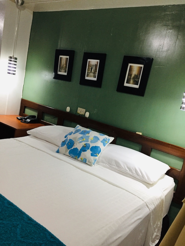 Hotel Tazumal House 30/82