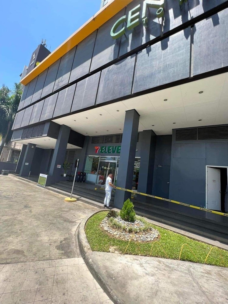 Centrio Tower Studio Unit 4/54