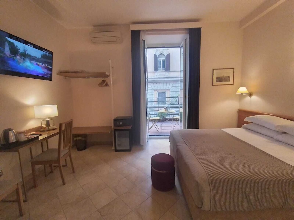 Hotel Principe Eugenio 25/61