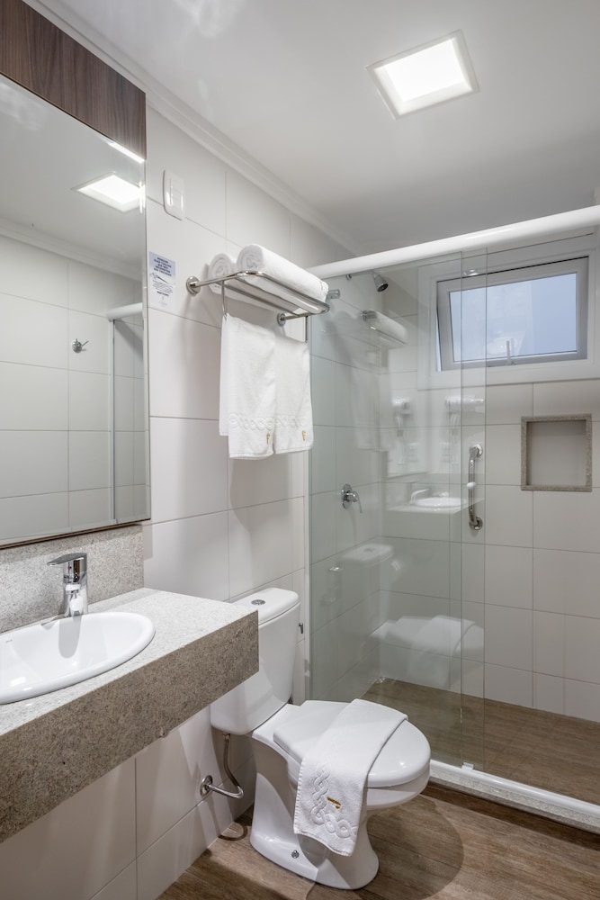 Hotel Fioreze Centro 78/79