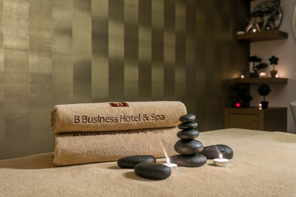 B Business Hotel & Spa 44/53