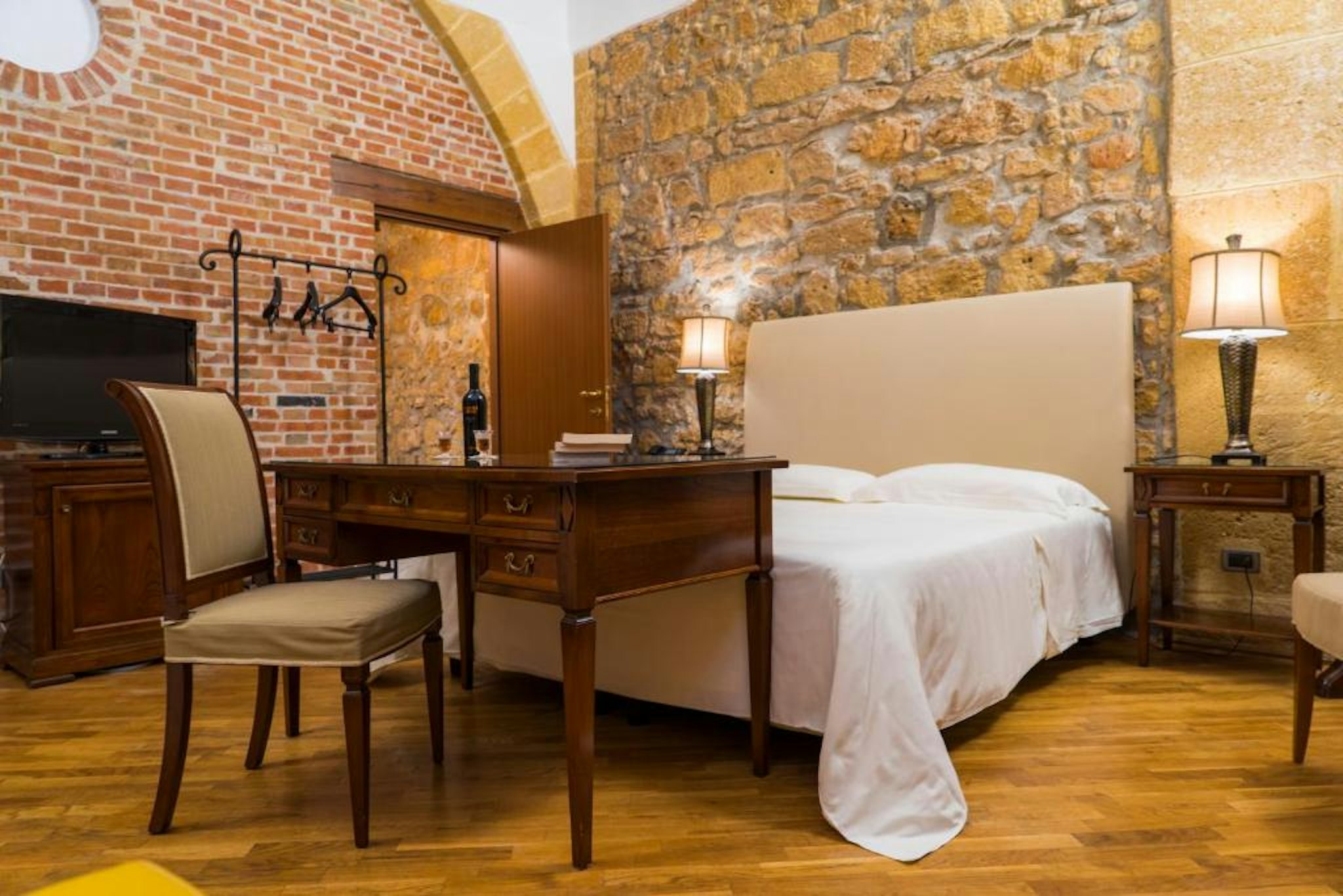 Hotel Carmine 22/52