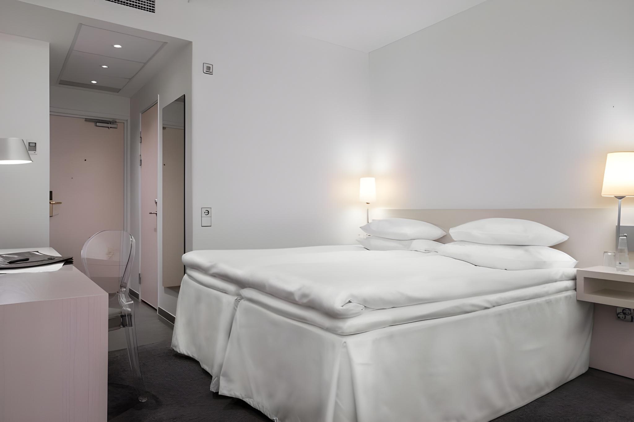 Superior, King Bed