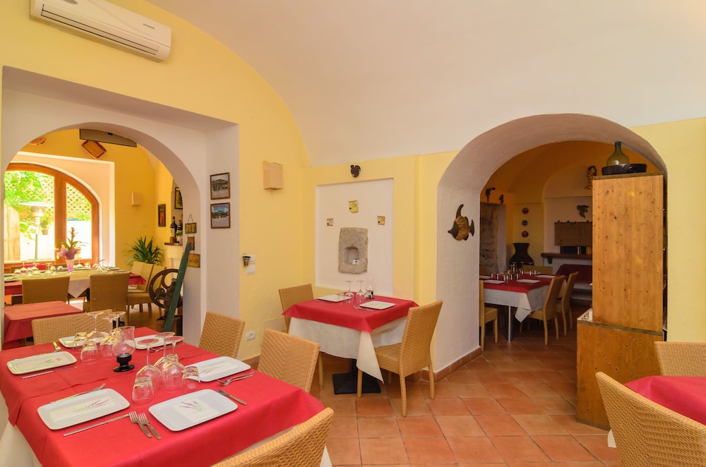 Albergo Villa Giusto 38/50