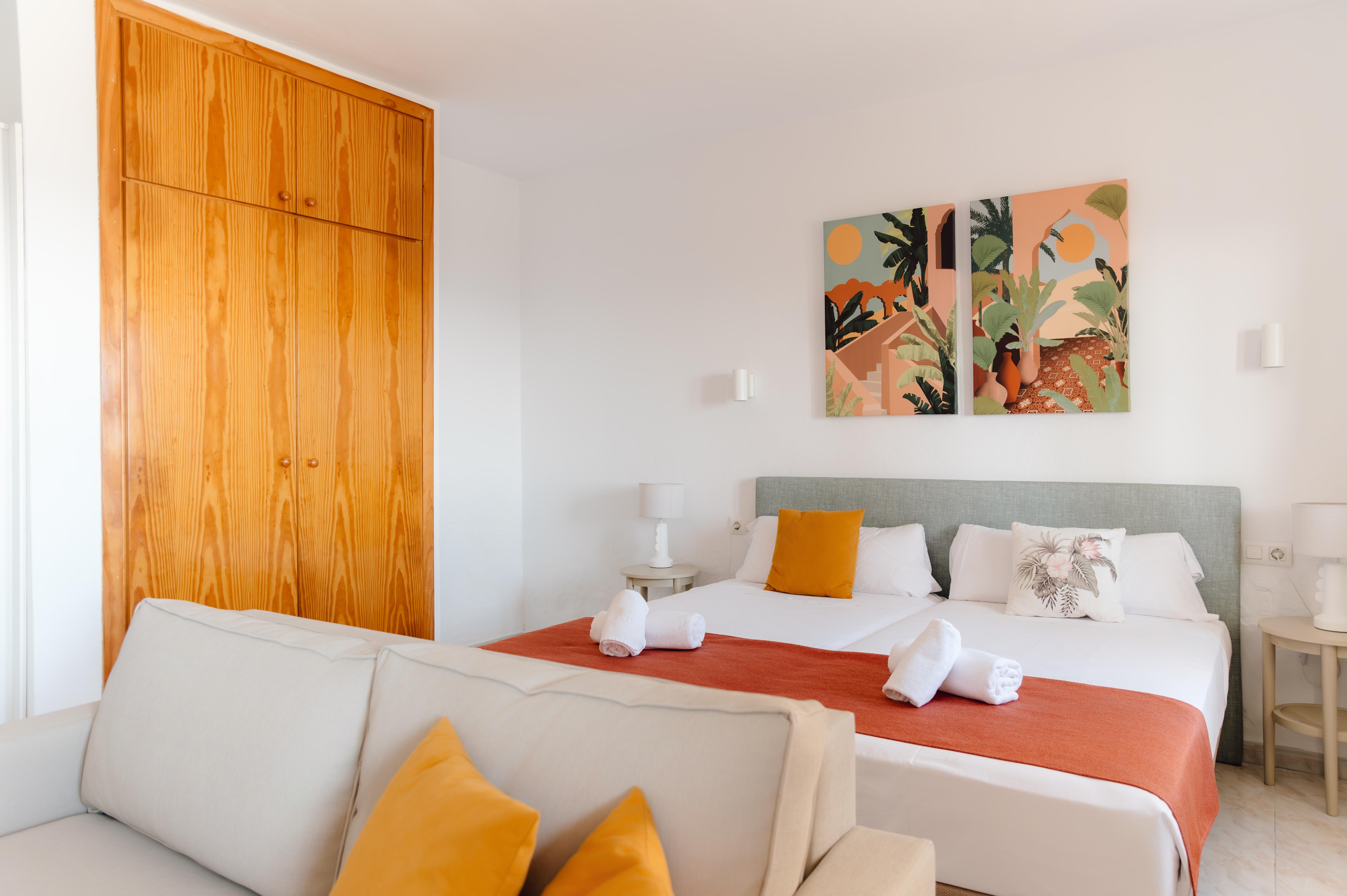 Studio, Balcony or Terrace