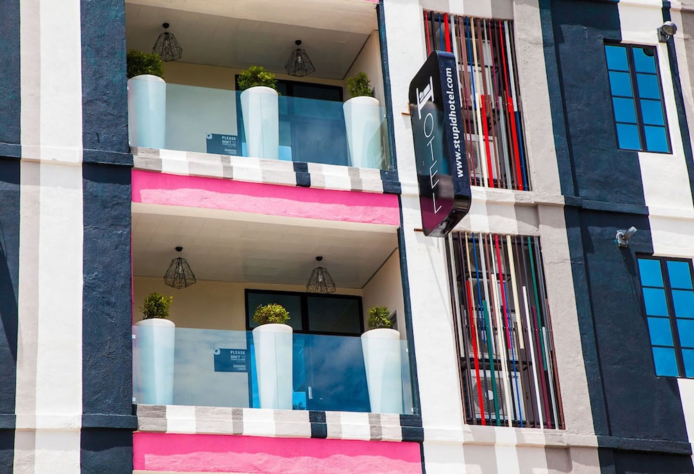 the youniQ Hotel 4/47