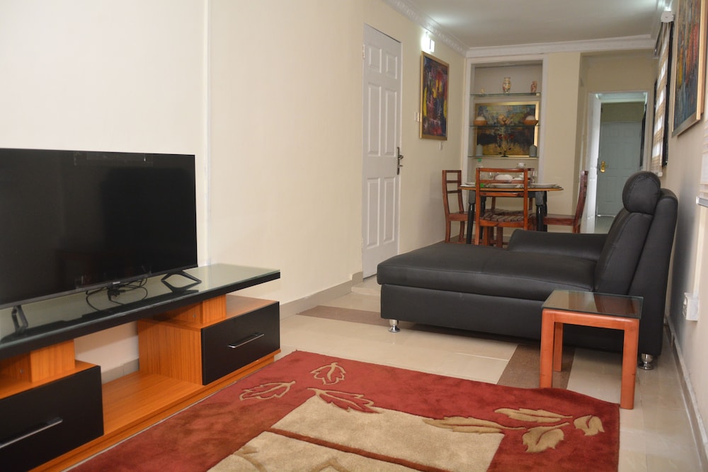 Flat 7 A And B 8/21