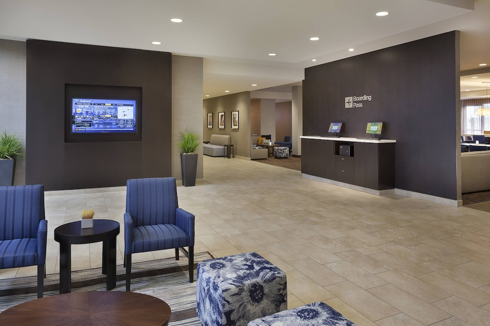 Lobby at Courtyard Toronto Northeast Markham, MARKHAM