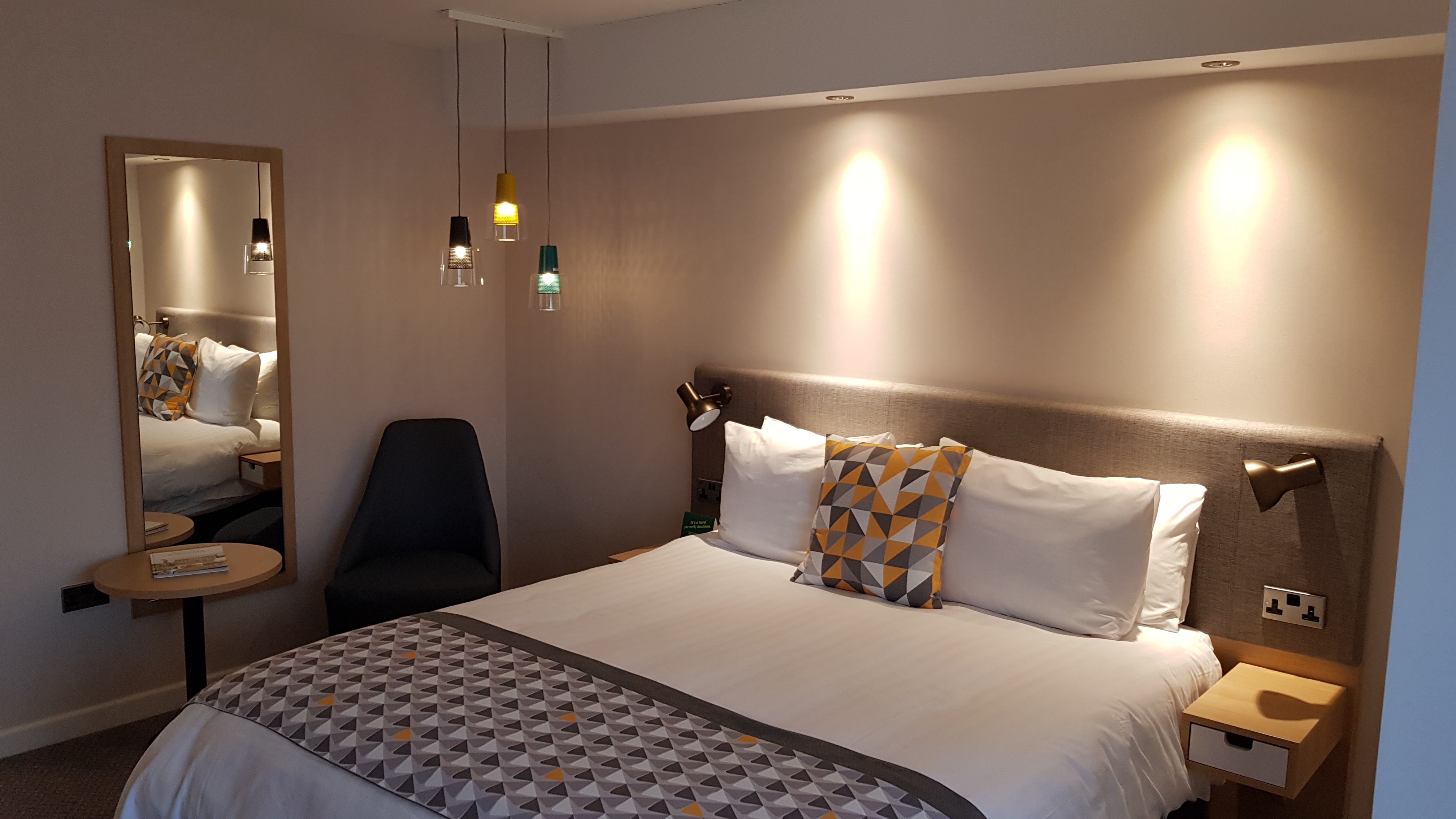Holiday Inn South Normanton M1 Jct 28 13/83