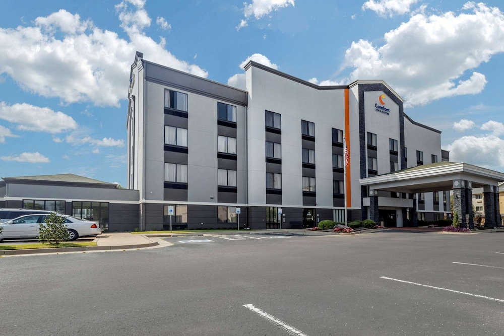 Garner Hotel Oklahoma City Quail Springs by IHG 3/71
