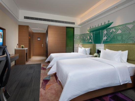 Leisure, Twin Beds