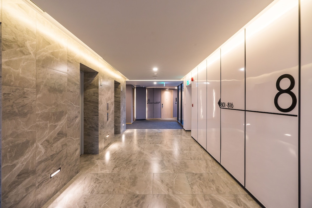 Arize Hotel Sri Racha 6/50