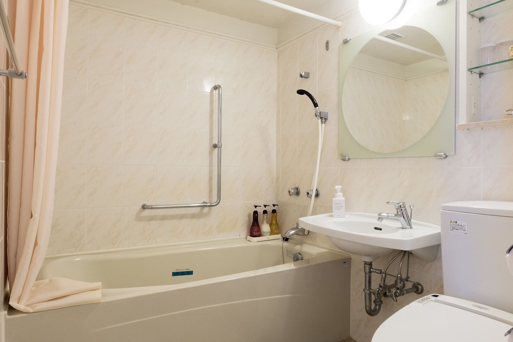 Orion Hotel Naha 47/49
