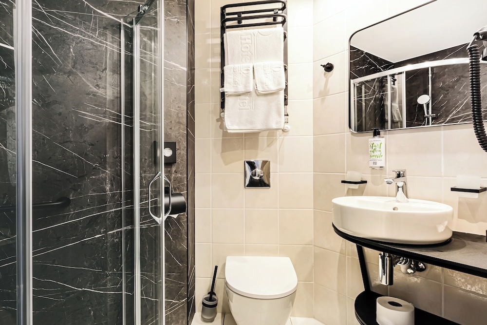 Qubus Hotel Legnica 47/50
