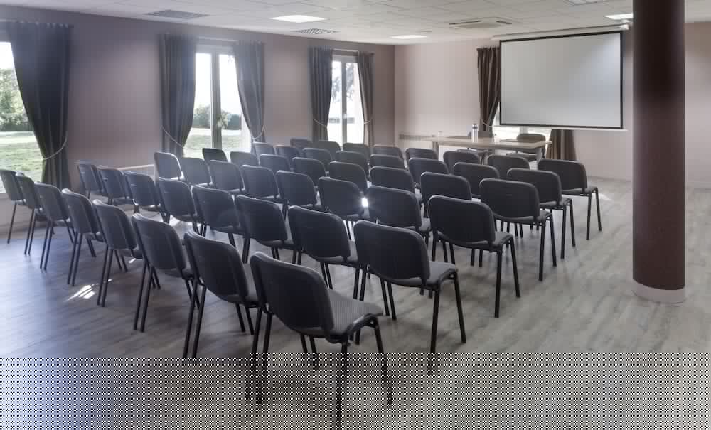 Orleans Parc Hotel 64/73