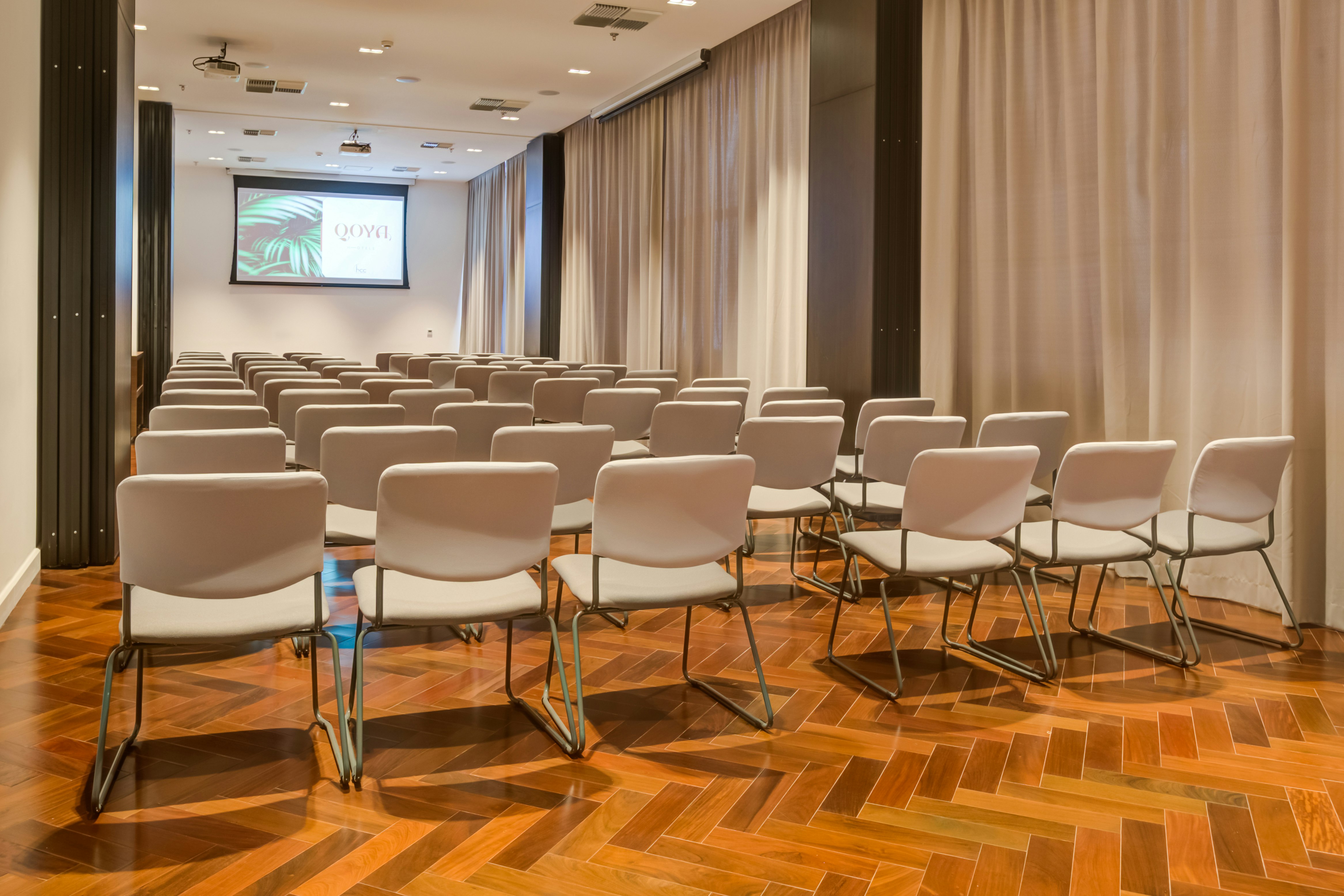 Qoya Sao Paulo Paulista, Curio Collection by Hilton 37/50