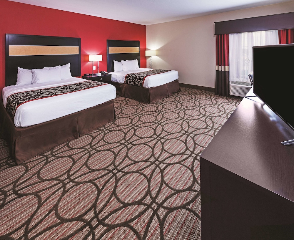 La Quinta Inn & Suites by Wyndham Wichita Falls - MSU Area 13/40