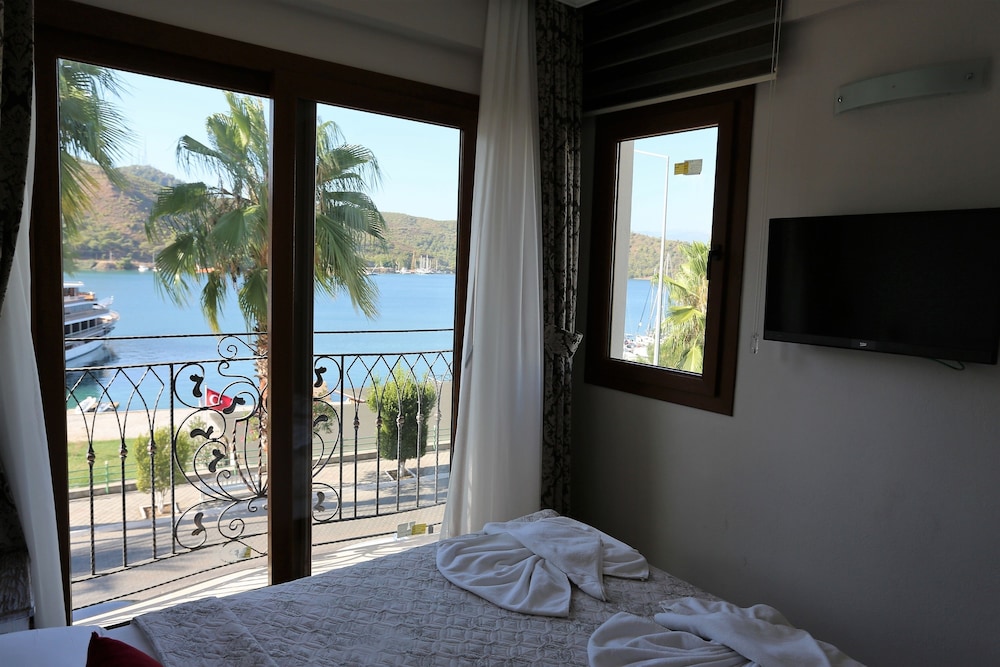 Cennet Life Hotel 48/59
