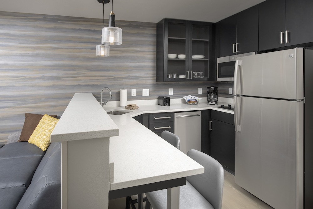Residence Inn by Marriott Lubbock-University Area 60/72