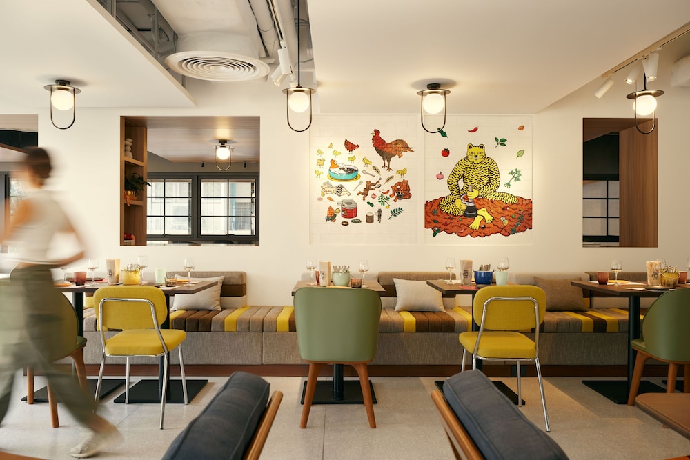 ASAI Bangkok Sathorn 27/42
