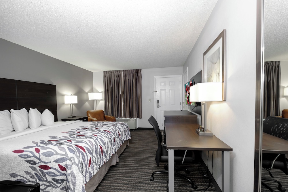 Red Roof Inn Defuniak Springs 22/45