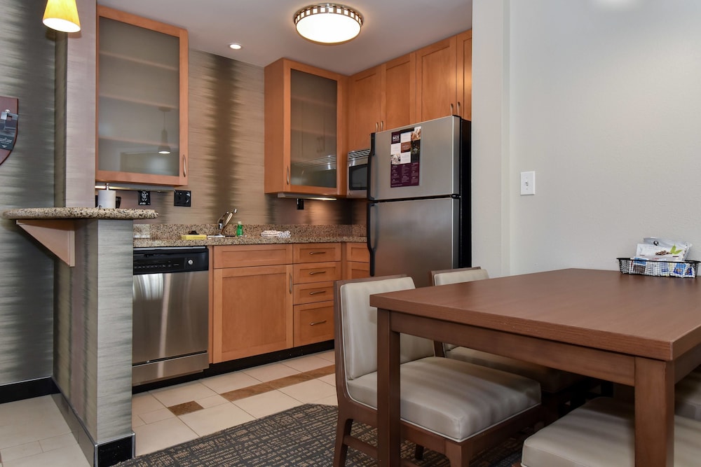 Residence Inn Marriott Concord 5/31