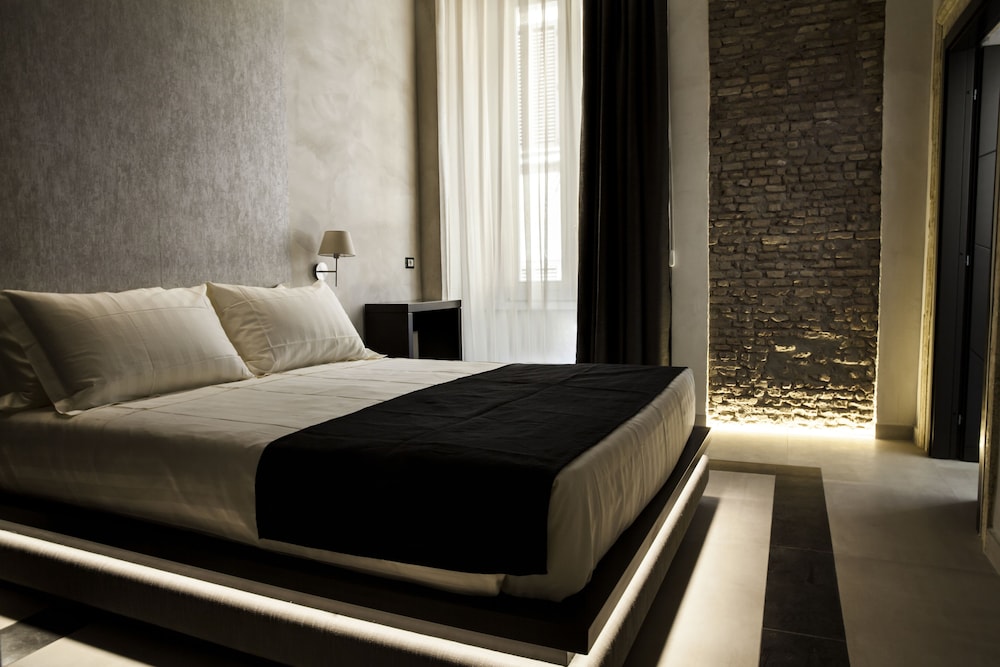 STANDARD, DOUBLE BED