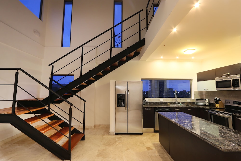 Sky Penthouses At Oceano 21/50
