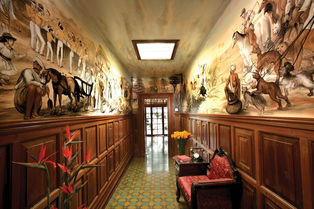 Welcomheritage Ferrnhills Royale Palace 13/40