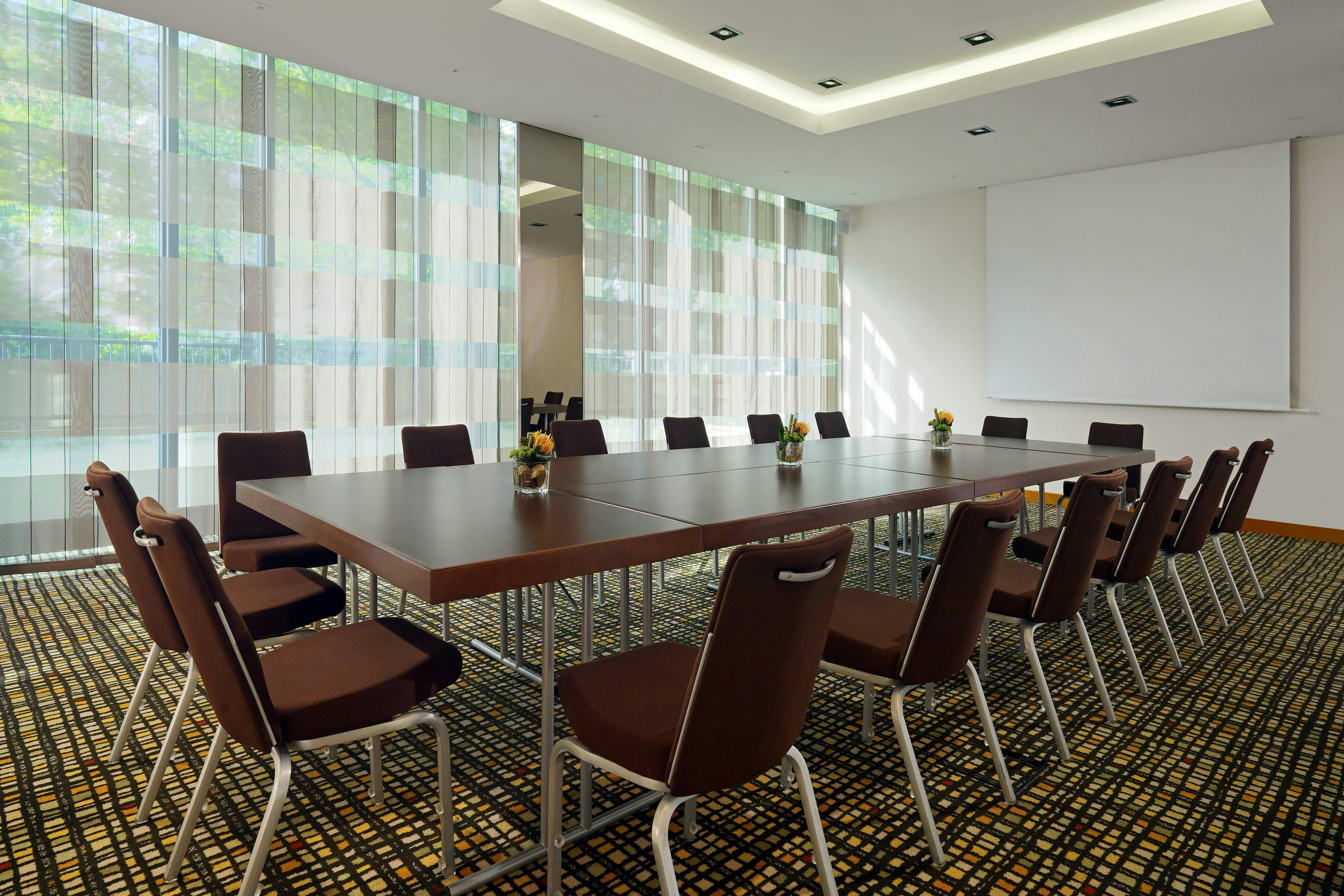 Sheraton Essen 54/57