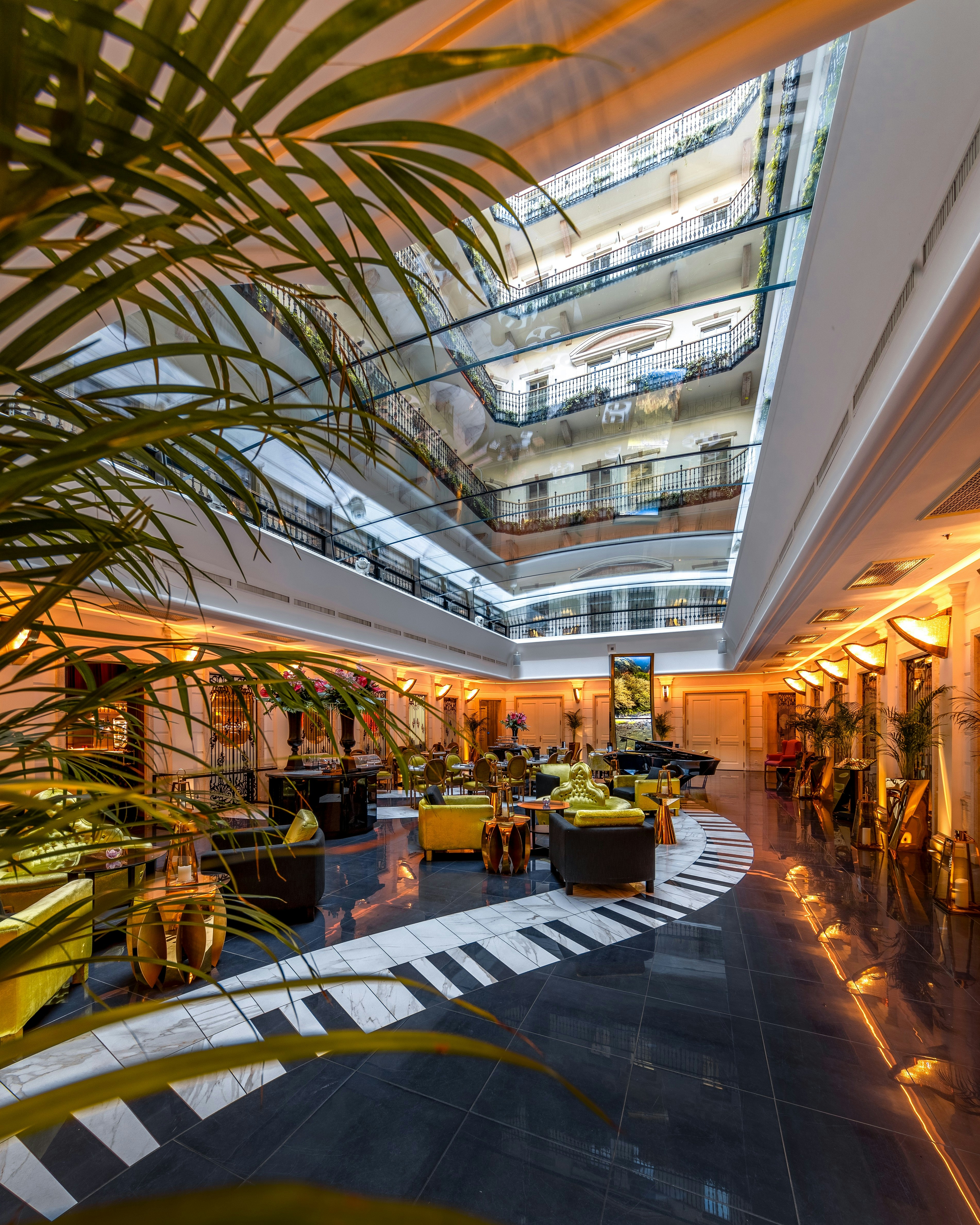 Aria Hotel Budapest 75/84