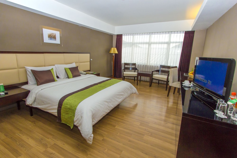 FOX Hotel Gorontalo 15/45