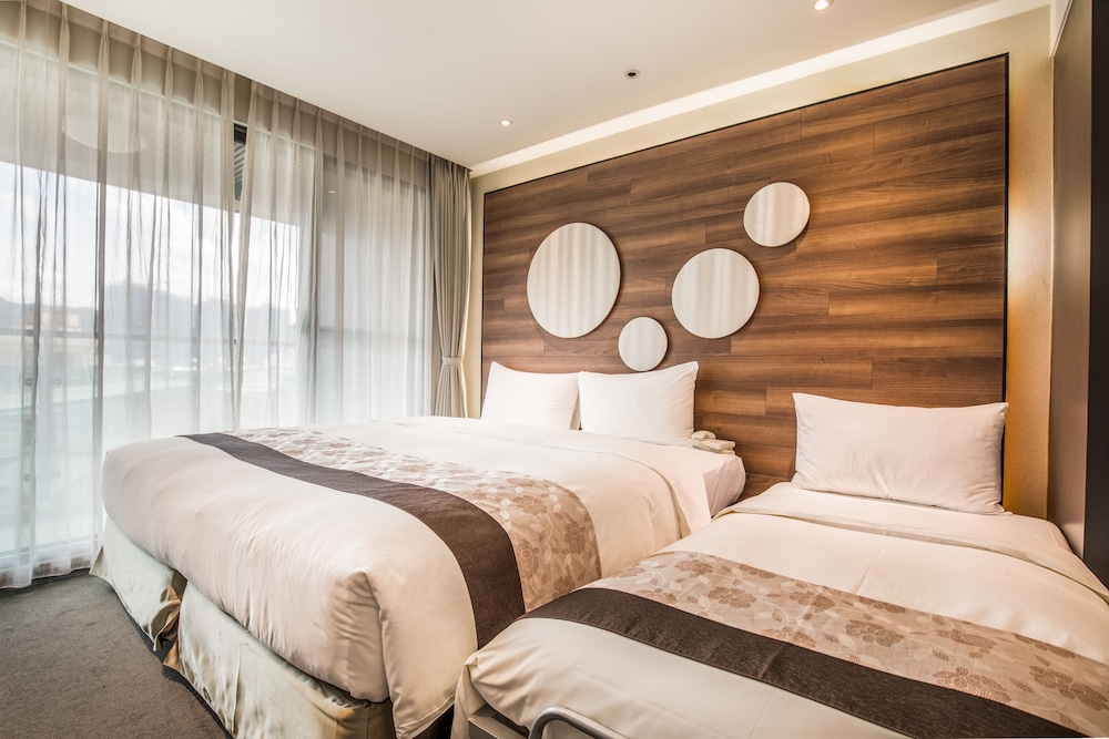 Green World Hotel Songshan 24/62