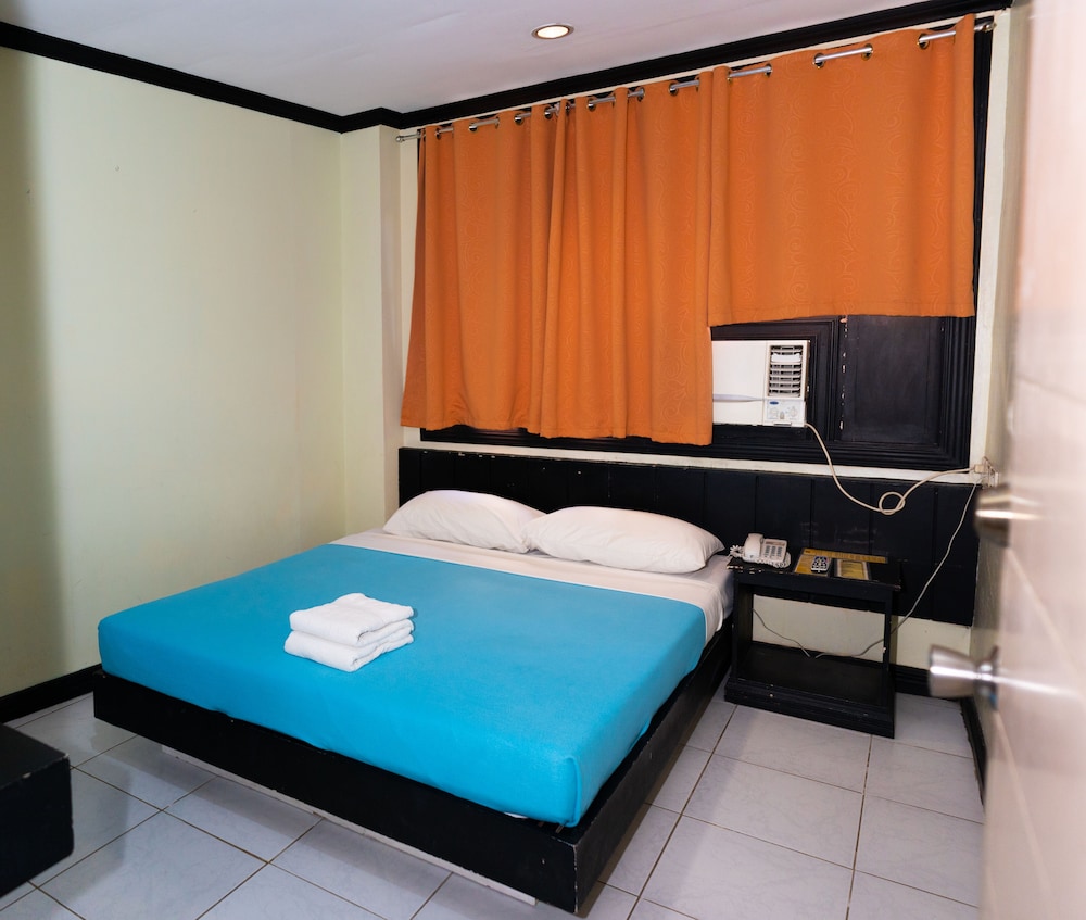 Davao Royal Suites and Residences 6/31