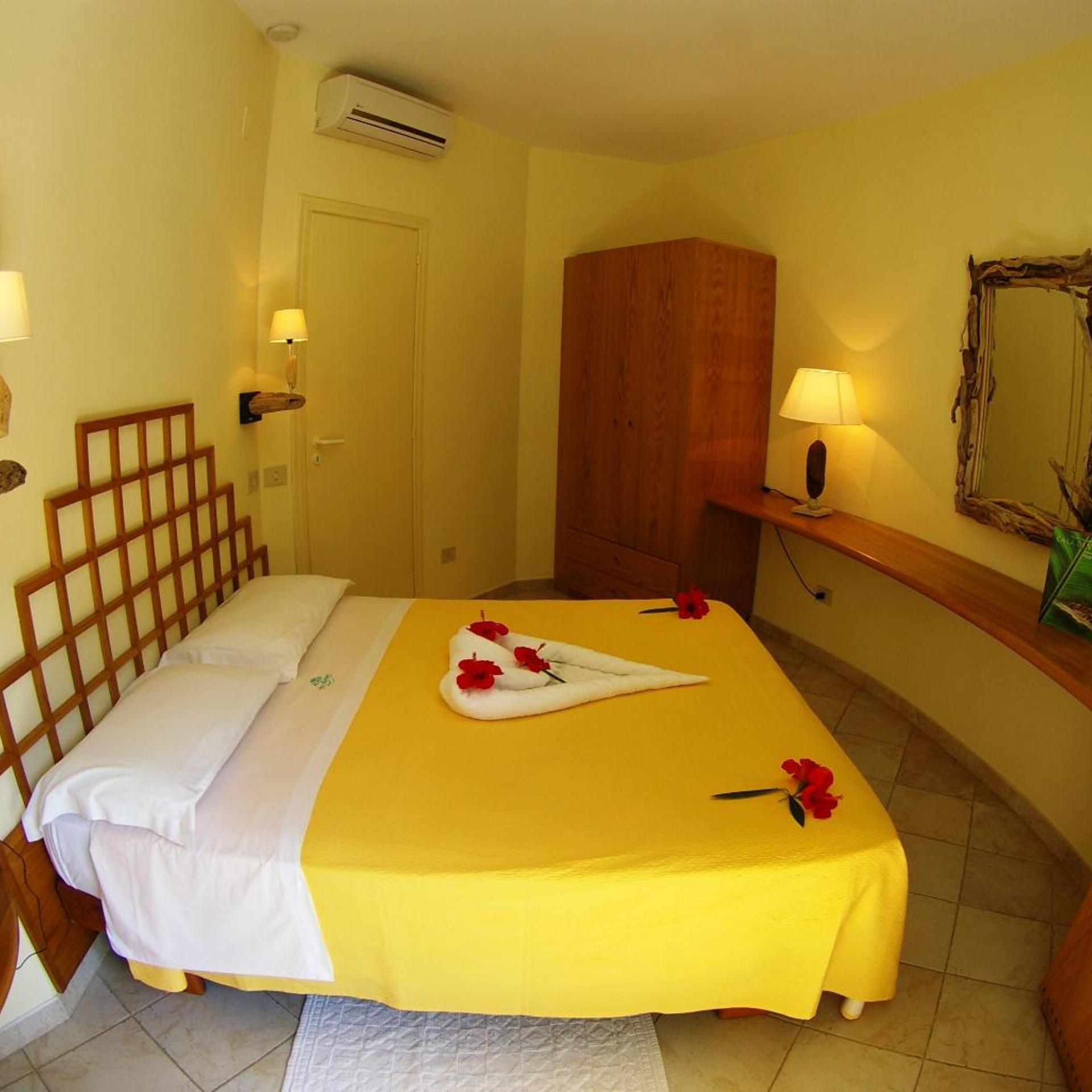 Room, Double Bed