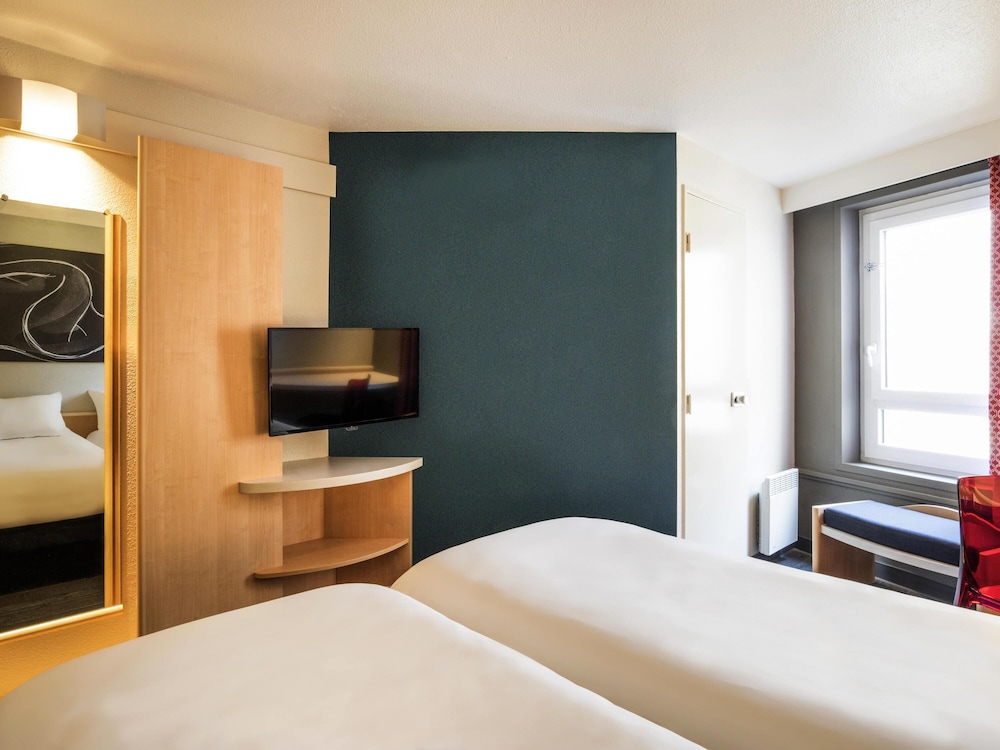 ibis Tours Centre Gare 19/67