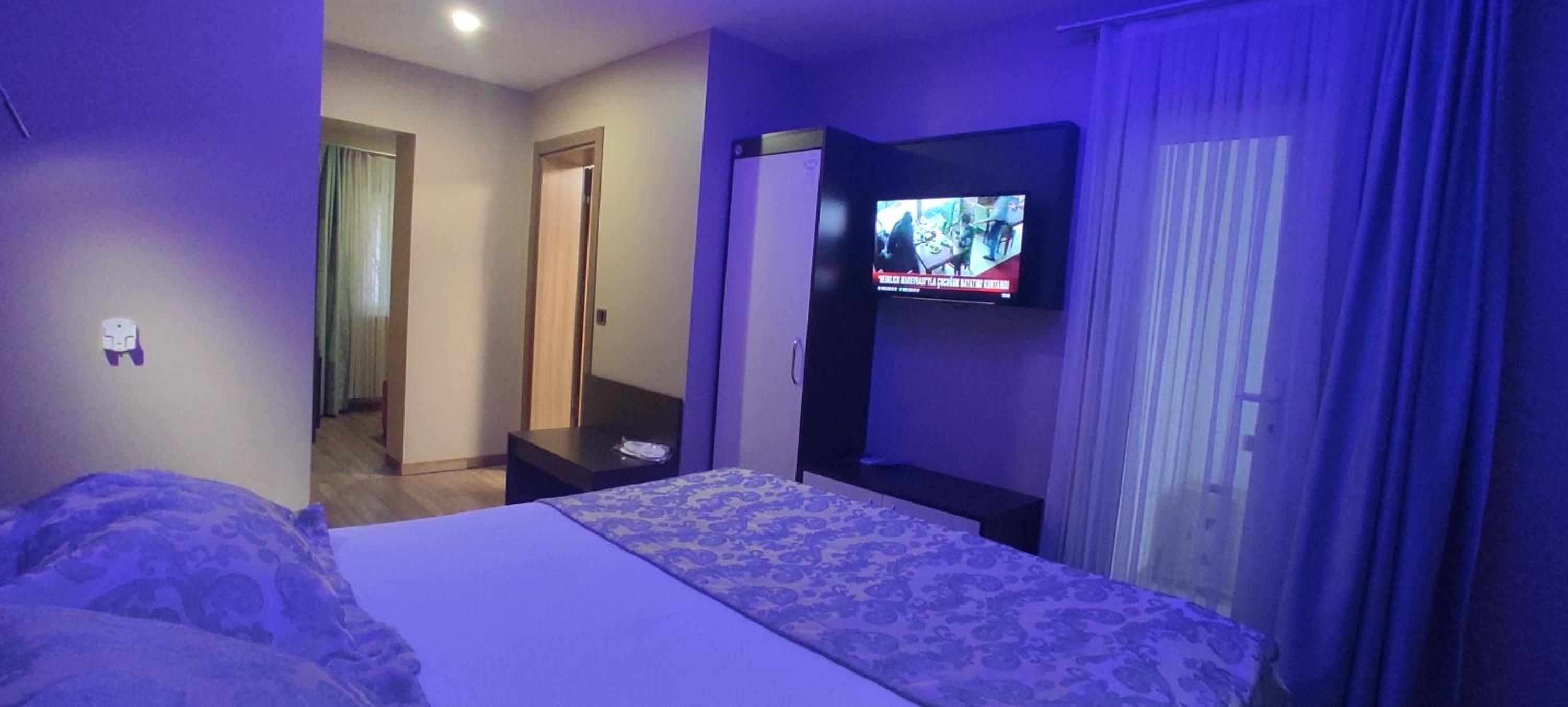 Senler Hotel 11/50