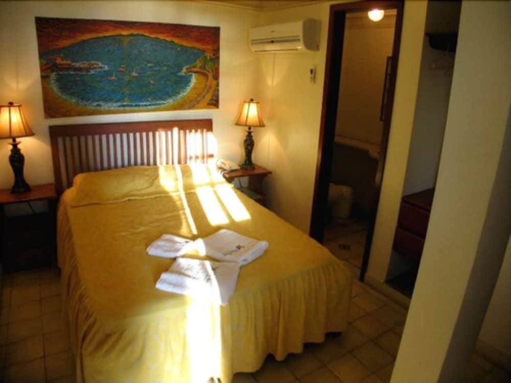 Village Novo Beach Suites 25/69