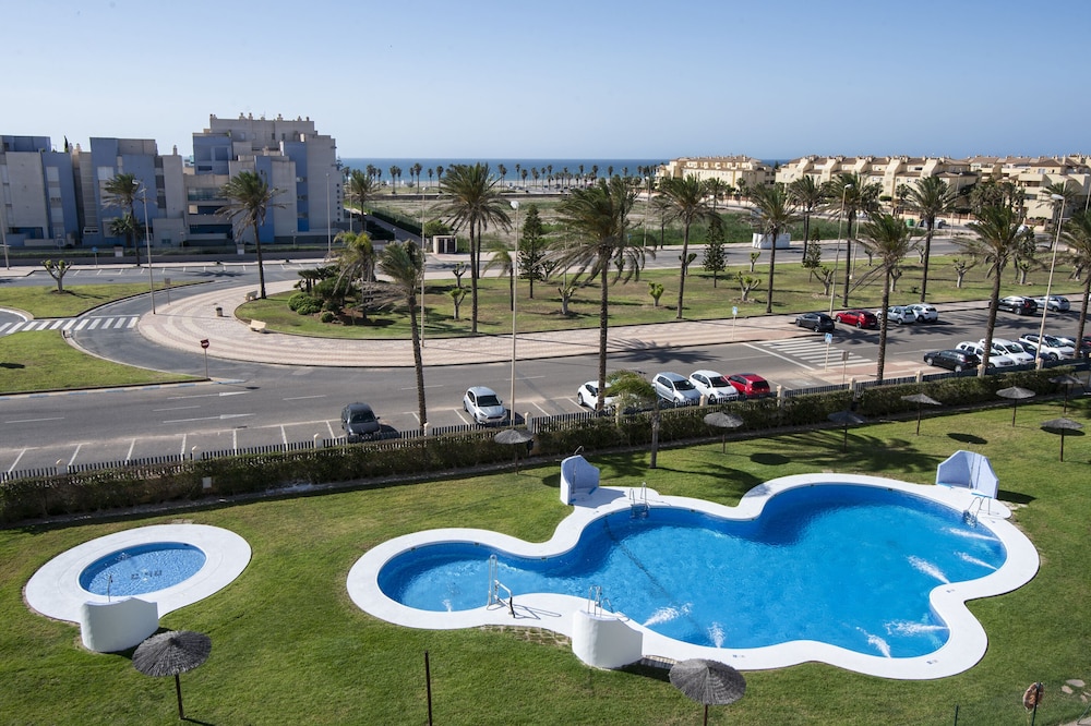 Pierre Vacances Almeria Roquetas De Mar 6/28