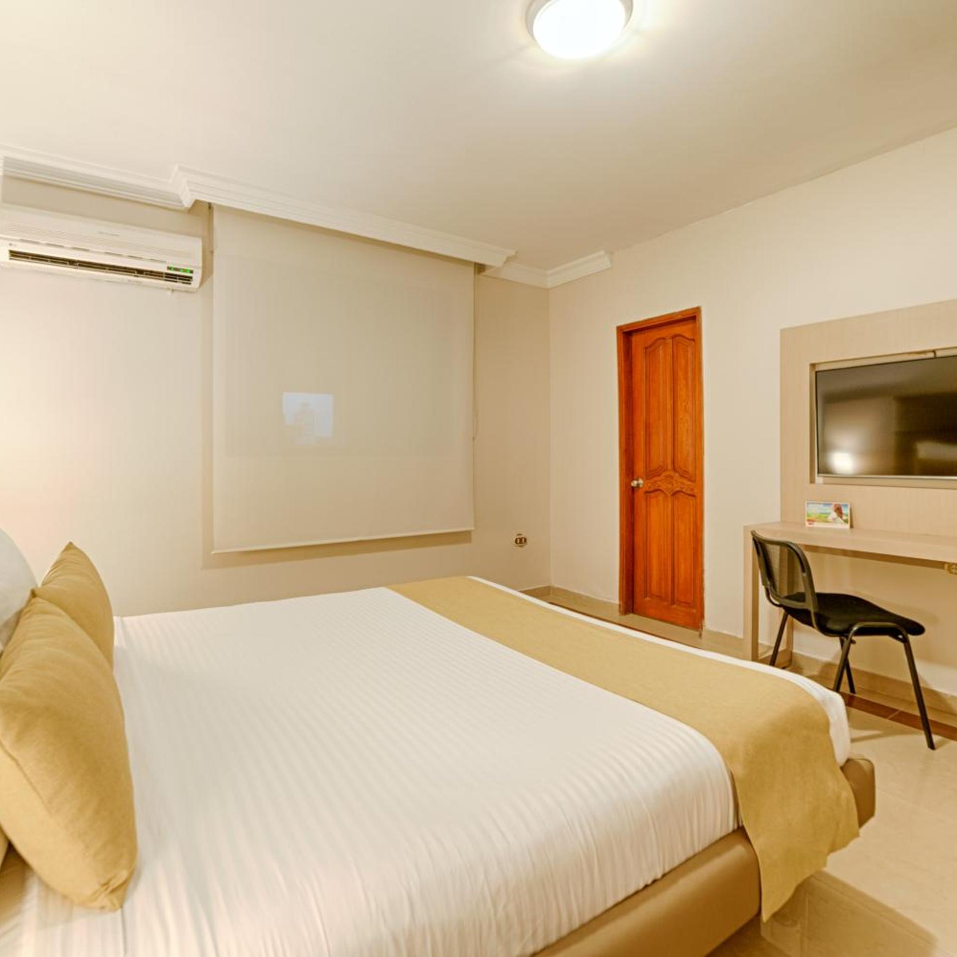 Hotel Caribe 79 5/25