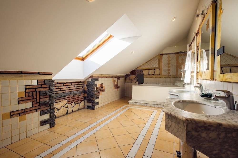 Hotel Villa Pasiega 49/50