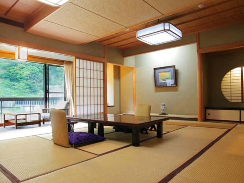 RYOKAN ENRAKU 35/49