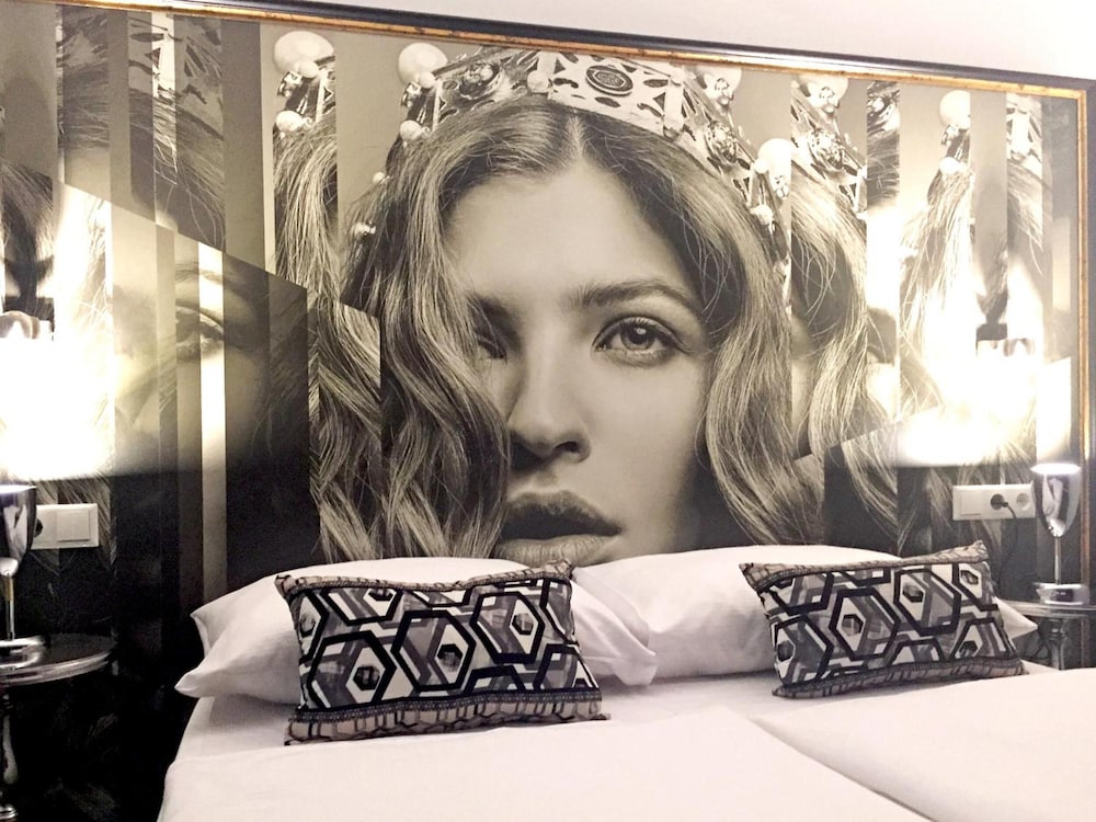 Hotel Calmo 6/58