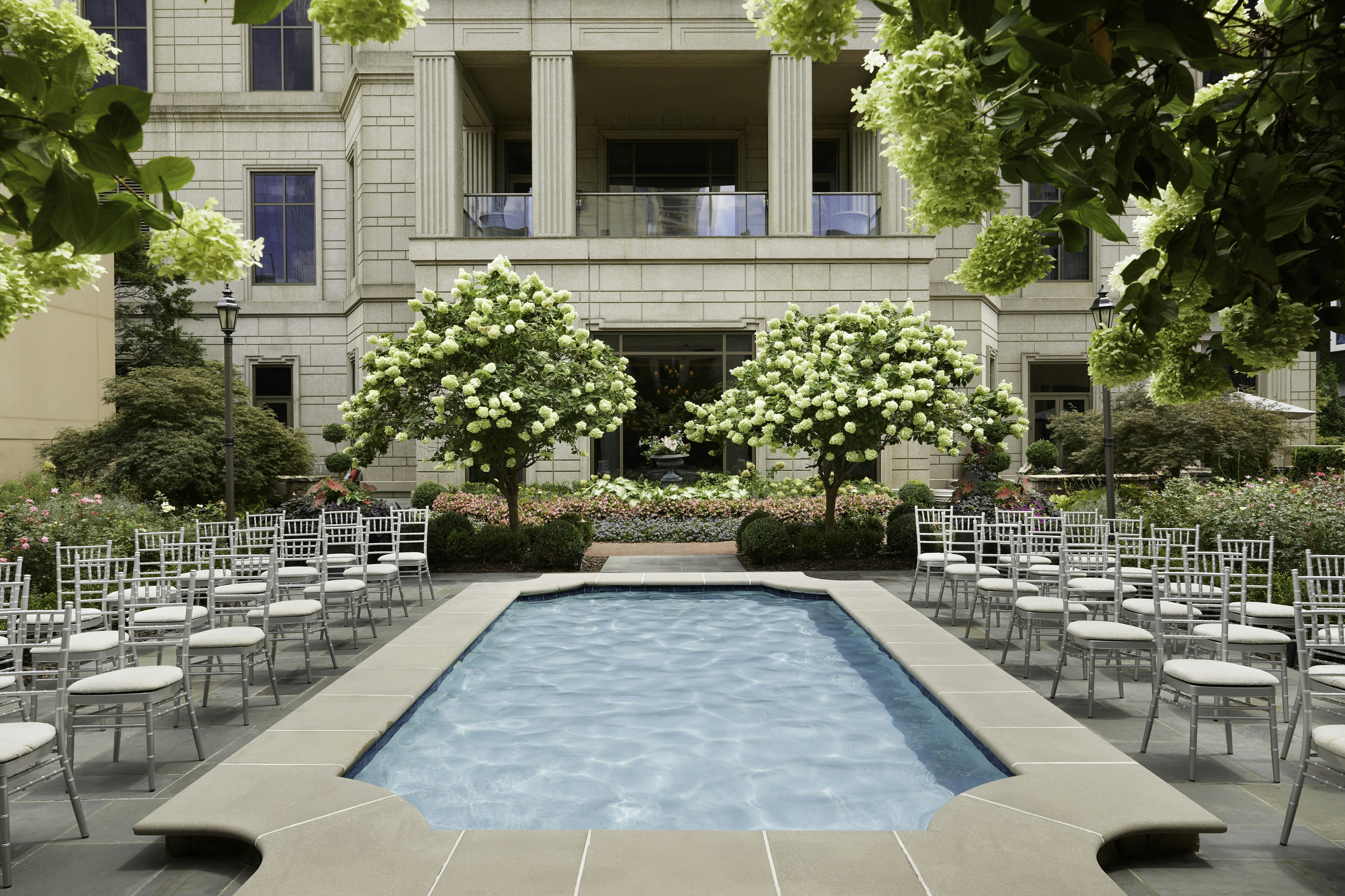 Waldorf Astoria Atlanta Buckhead 76/80